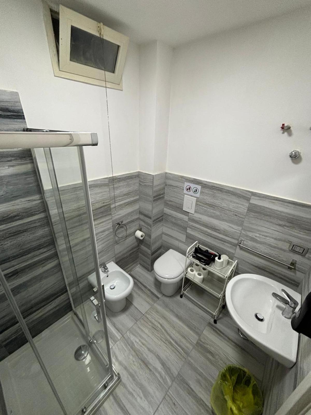 Na City Rooms ナポリ エクステリア 写真