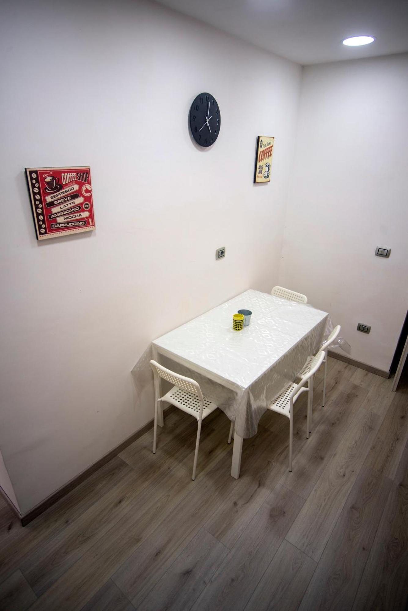 Na City Rooms ナポリ エクステリア 写真